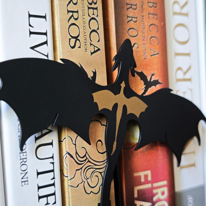 YUKEI Metal Fantasy Dragon Shelf Decor – 4th Wing Dragon Silhouette Bookend Ornament for Fantasy Readers and Book Lovers, 6.7" Wide Standing Bookshelf Decoration - Image 5